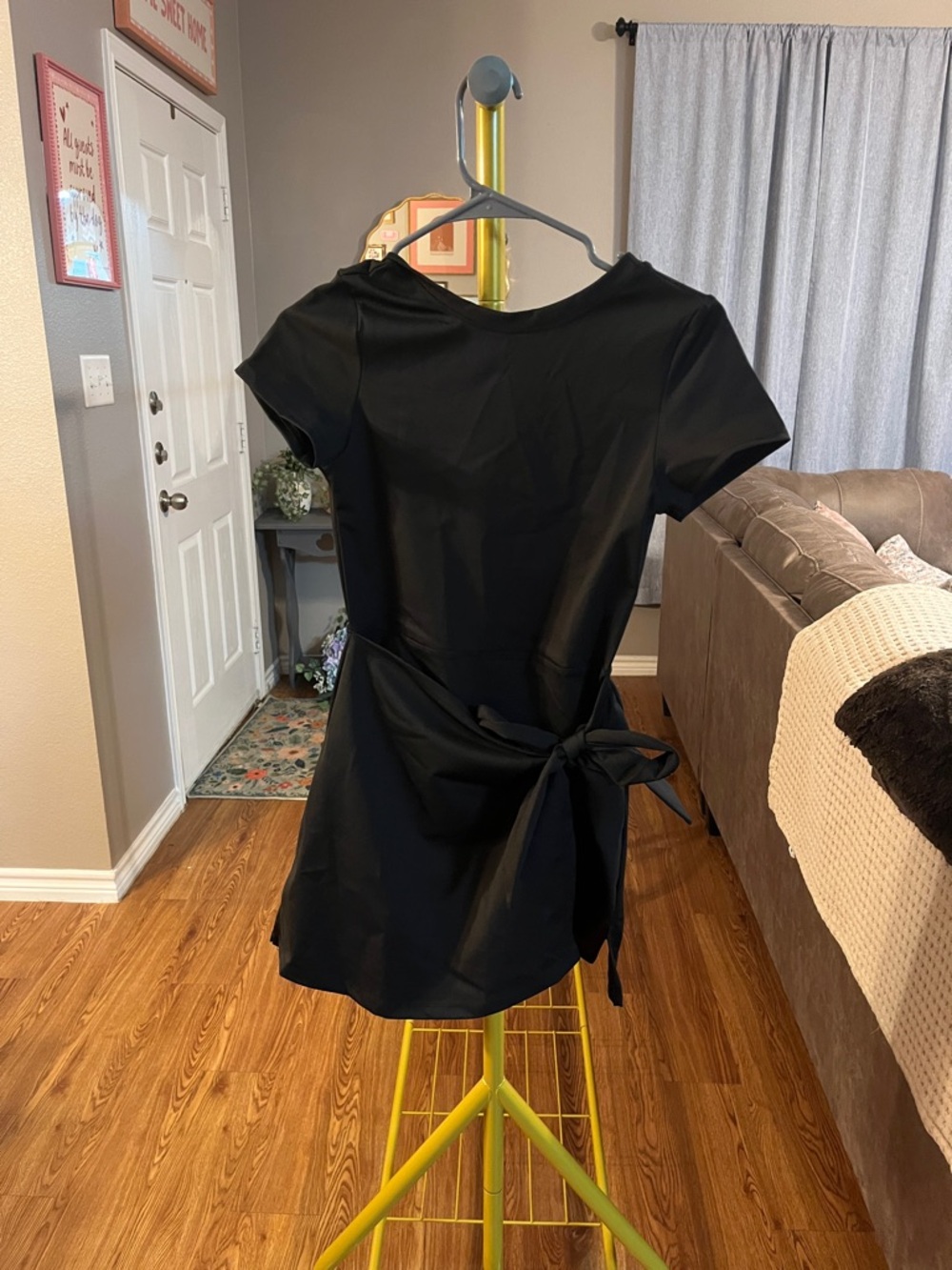 Classic Black Short-Sleeve Tie-Waist Dress